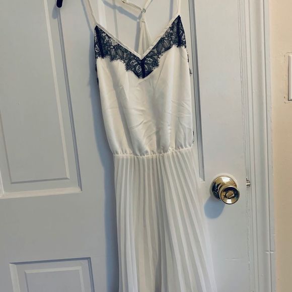 Flora Nikrooz lingerie - Picture 6 of 7